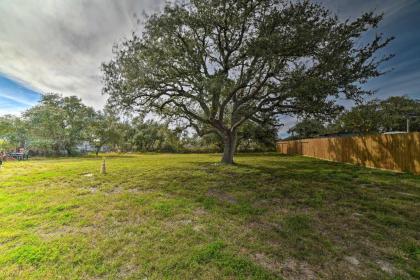 Rockport Home with Yard Less Than 2 Mi to the Gulf Coast! - image 5