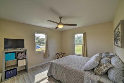 Rockport Home with Yard Less Than 2 Mi to the Gulf Coast! - image 9