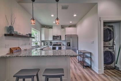 Home at Holiday Beach! Castaway at Misty Oak - image 3