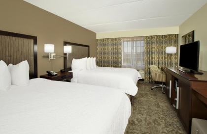 Hampton Inn & Suites By Hilton - Rockville Centre - image 12