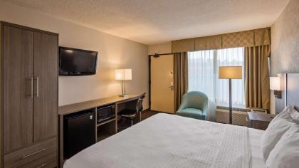 Best Western Mill River Manor - image 9