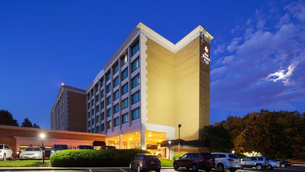 Best Western Plus Rockville Hotel & Suites - main image