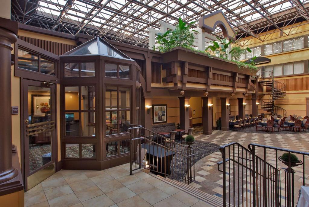 The Rockville Hotel a Ramada by Wyndham - main image