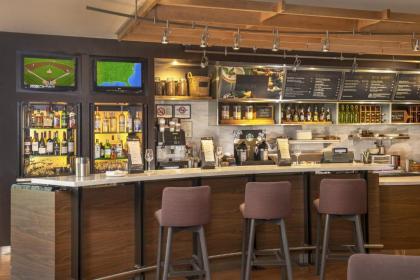 Courtyard by Marriott Rockville - image 14