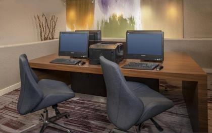 Courtyard by Marriott Rockville - image 4