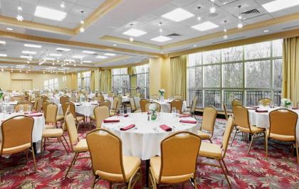 Hilton Garden Inn Rockville - Gaithersburg - image 13