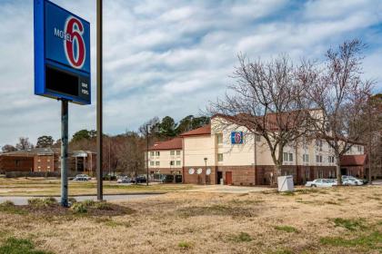 Motel 6-Rocky Mount NC - image 12