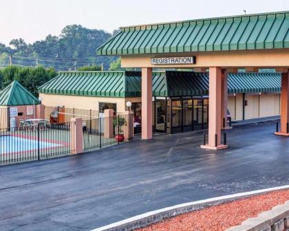 Econo Lodge   Rocky top Tennessee