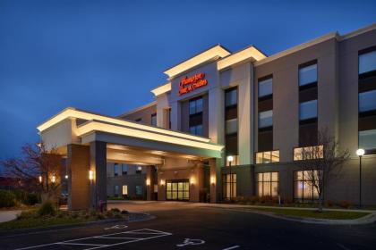 Hampton Inn & Suites Rogers - image 4