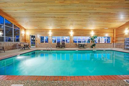 Super 8 by Wyndham Rogers Minnesota - image 9