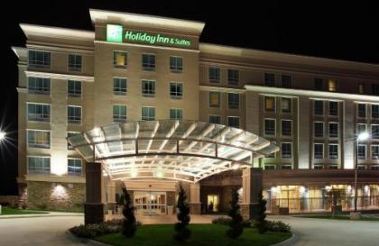 Holiday Inn and Suites Rogers at Pinnacle Hills an IHG Hotel in Johnson