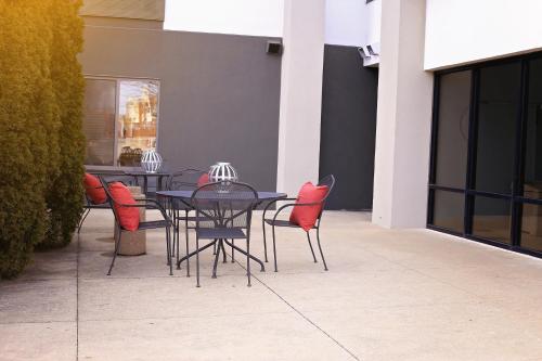 Hampton Inn Bentonville-Rogers - image 5