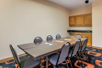 Quality Inn Rogersville - image 9