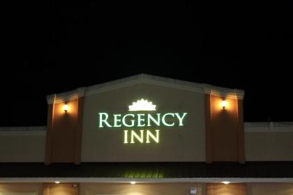 Regency Inn - image 14