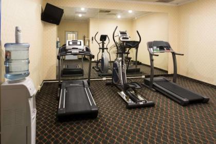 Days Inn by Wyndham Rome Downtown - image 10