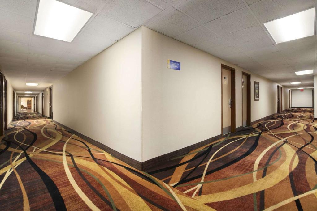 Days Inn by Wyndham Rome Downtown - image 4