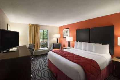 Days Inn by Wyndham Rome Downtown - image 9