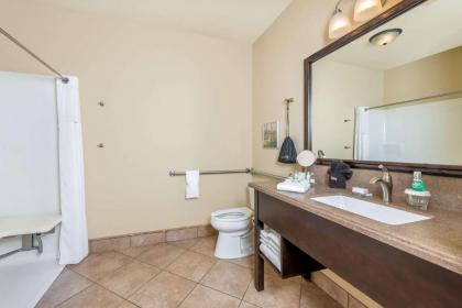Hawthorn Suites by Wyndham Rome - image 15