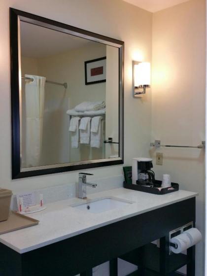Baymont by Wyndham Rome West - image 4