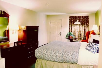 Americas Best Value Inn - Rome - image 14