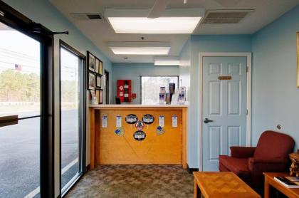 Americas Best Value Inn - Rome - image 3