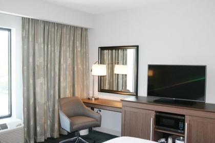 Hampton Inn and Suites Rome GA - image 8