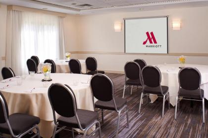 Detroit Metro Airport Marriott - image 12
