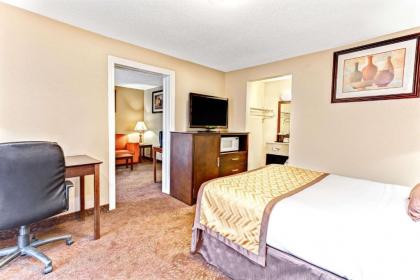 Wyndham Garden Detroit Metro Airport - image 13