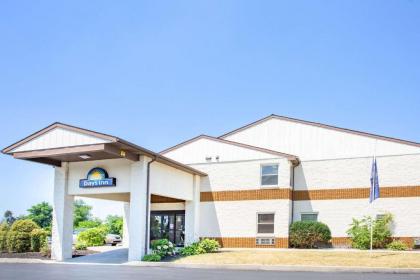 Days Inn by Wyndham Lancaster PA Dutch Country Ronks
