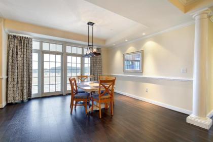 Waterside Resort by Capital Vacations - image 13