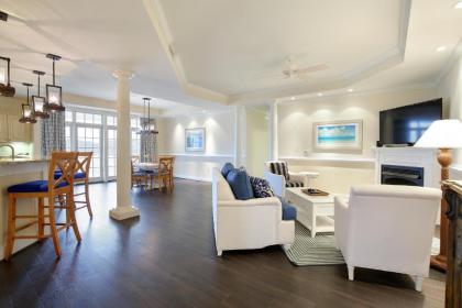Waterside Resort by Capital Vacations - image 15