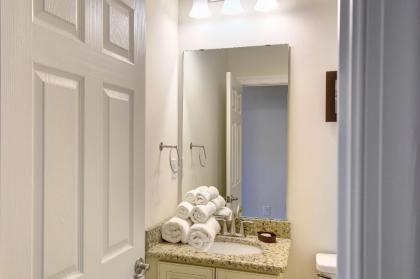 Waterside Resort by Capital Vacations - image 9