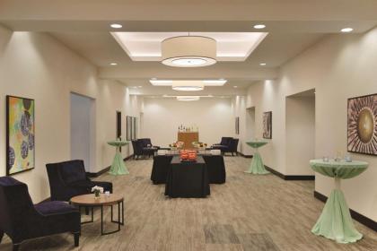 Hyatt Place Chicago O'Hare Airport - image 15