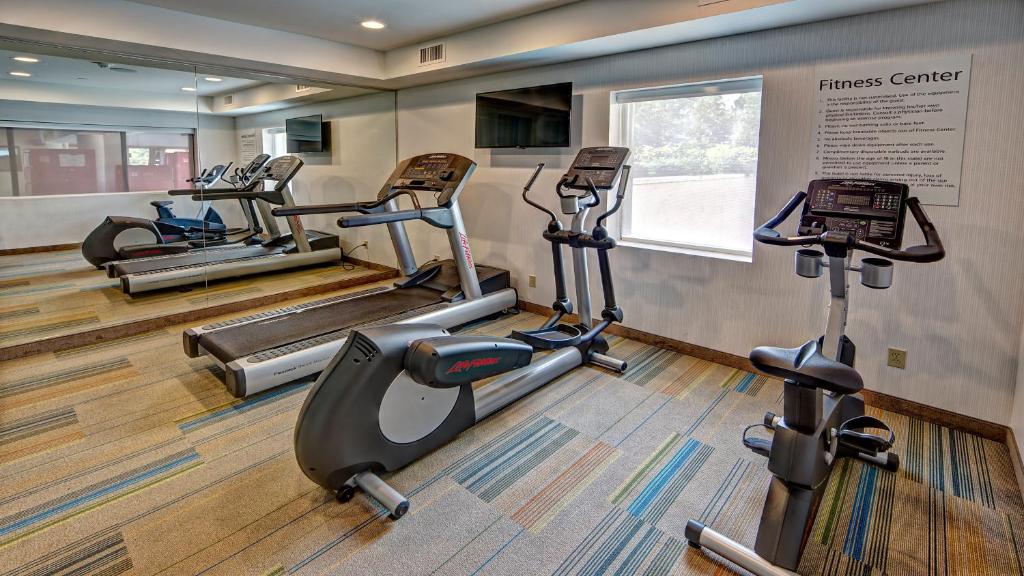 Holiday Inn Express Roslyn an IHG Hotel - image 4