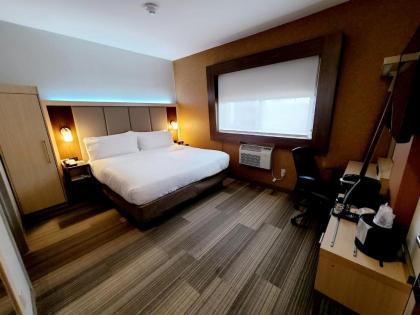 Holiday Inn Express Roslyn an IHG Hotel - image 6