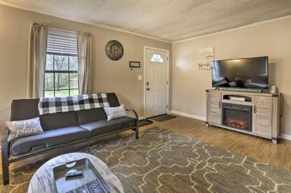 Secluded Rossville Retreat 6 Miles to Chattanooga - image 10