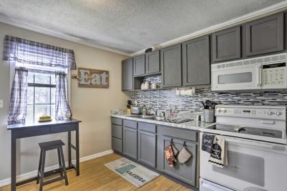 Secluded Rossville Retreat 6 Miles to Chattanooga - image 12