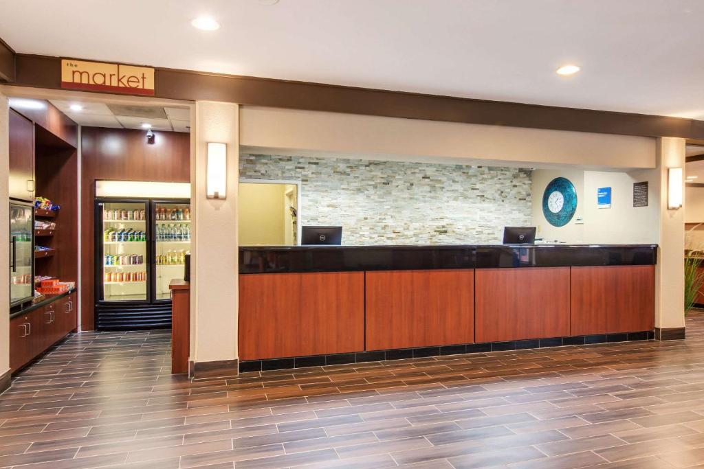 Comfort Inn - main image