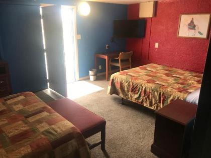 Western Inn Roswell - image 15