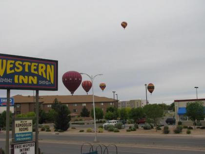 Western Inn Roswell - image 2