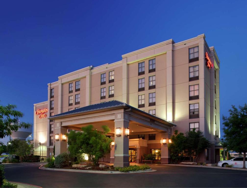 Hampton Inn Austin - Round Rock - main image