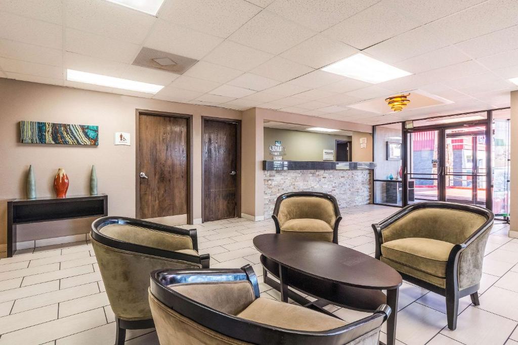 Quality Inn & Suites Round Rock - image 4
