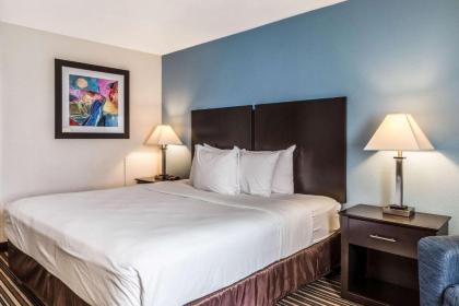 Quality Inn & Suites Round Rock - image 9