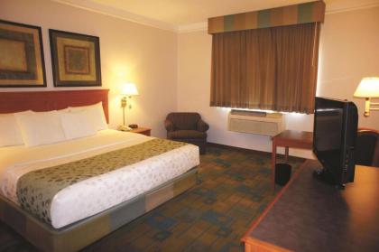 La Quinta by Wyndham Round Rock North - image 9