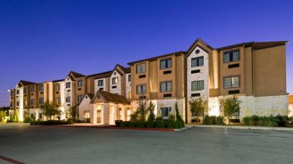 Microtel Inn & Suites by Wyndham Round Rock - image 10