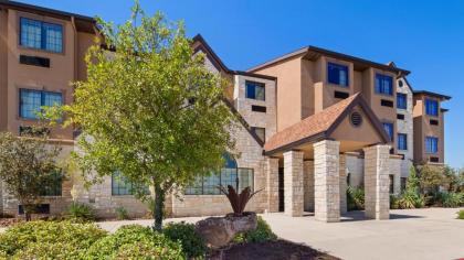Microtel Inn & Suites by Wyndham Round Rock - image 11