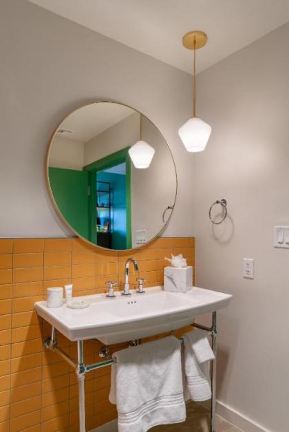 The Ruby Hotel - image 4