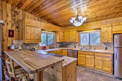 Tranquil Mt Rainier Retreat with Deck and Creeks - image 8