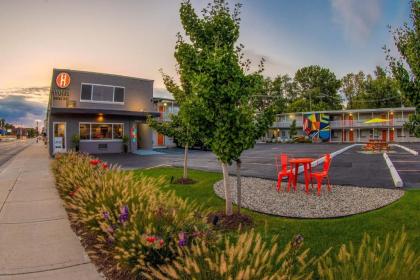 Hotel Royal Oak - image 2
