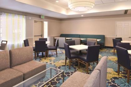 La Quinta by Wyndham Ruidoso Downs - image 7